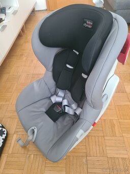 Prodám dětskou autosedačku Britax Römer King II LS - 7