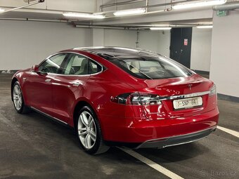 Tesla model s - 7