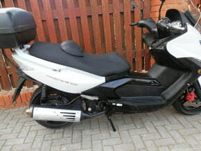 Kymco Xciting 300i R - 7