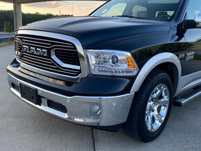 DODGE RAM Laramie 5.7 HEMI—2016–LONG—KŮŽE—TAŽNÉ 3.5T - 7