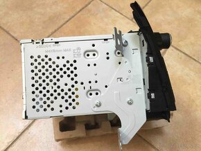 originál CD MP3 Bluetooth radio Hyundai i30 2015 - 7