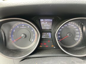 Hyundai i30 1.6 88kw benzín - 7