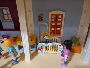 Playmobil Velký dům pro panenky + příslušenství - 7