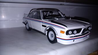 1:18 bmw 3.0 csi - 7