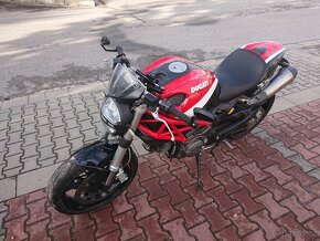 Ducati Monster 796 2011 - 7