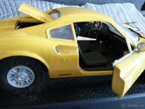 Starý model Ferrari Dino 246 GT ( retro model 24 cm ) - 7