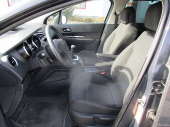 PEUGEOT 5008 2.0HDI 110kw  10/2011 - 7