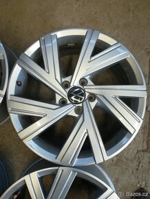 al.disky 5x112 R18 - orig. VW GOLF VIII BERGAMO - 7