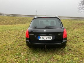 Peugeot 308 SW Panorama 1.6 e-HDi 82kW facelift 2011 - 7