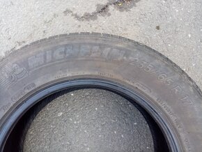 Michelin, Nokian 235/65R17 - 7