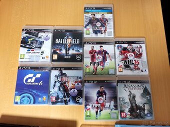 Playstation 3 slim 500GB + 4x ovladač+ kamera+ hry - 7