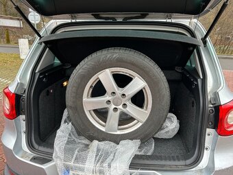 Volkswagen Tiguan 2.0 TDI AUTOMAT 103kW/4x4/ - - 7