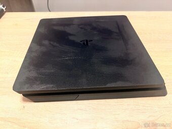 Playstation 4 slim 1TB - 7
