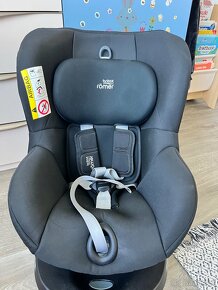 Britax Römer Dualfix 2R 2020 - 7