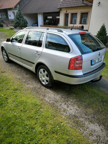 ŠKODA OCTAVIA II COMBI 1.6 MPI - XENONY,ROZVODY - 7