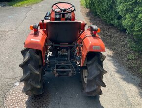 Japonský malotraktor Kubota ZB1402-M - 7