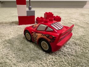 Lego Duplo auta McQueen závody - 7