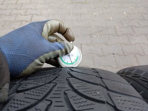 235/55/18 zimní pneu bridgestone - 7