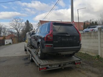 +Volvo XC90 - 7