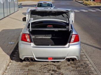 Subaru Impreza WRX STI sedan 2010 - 7