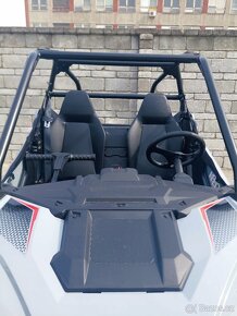 POLARIS RZR 200 - 7