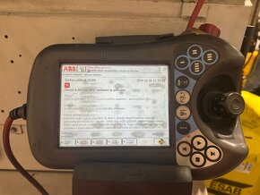 Robotická buňka CO2 2 x ABB– IRB 2400L řízení IRC5 M2004 - 7