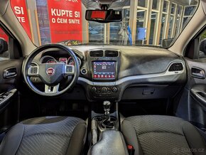 Fiat Freemont 2.0MJT 7MÍST TEMPOMAT, PDC - 7