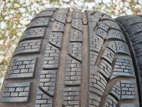 2ks zimních pneu Pirelli Sottozero 225/50/17 98H - 7,5mm - 7