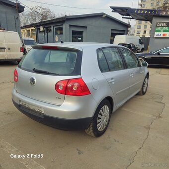 VW Golf 1.9 tdi manuál - 7