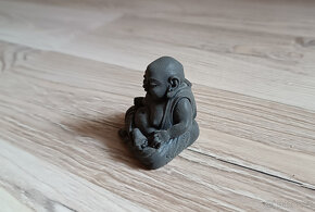 Figurka mini Buddha + přívěsek na klíče Buddha - 7