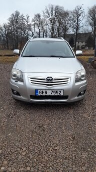 Toyota Avensis - 7