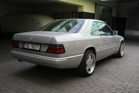 Mercedes-Benz 124 300 CE - 7