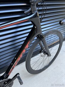 GIANT Defy Advcanced 1 Karbon Disc - Shimano Ultegra / grx - 7