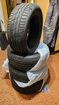 Prodám letní pneu Hankook Ventus S1 evo2  225/50 R17 94W - 7