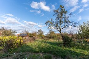 Prodej stavebního pozemku 930 m² - Tuřany, Brno - 7