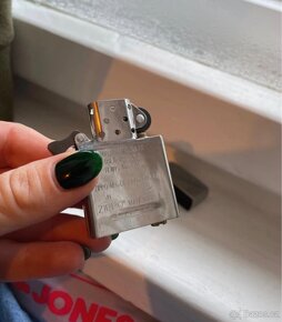 Zippo High Polish Chrome - 7