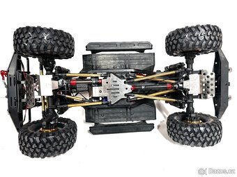 Traxxas TRX-4 Land Rover Defender 4x4 v MEGA tuningu - kompl - 7