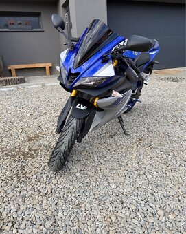 Yamaha yzf r125 - 7