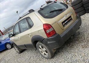 Hyundai Tucson 2,0 CRDI 4x4 AUTOMAT, TAŽNÉ nafta automat - 7