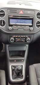 VW Golf VI 1K PLUS 1,4TSI 2010 1.majitel TOP STAV - 7