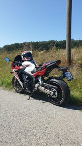 Honda CBR650F - 7