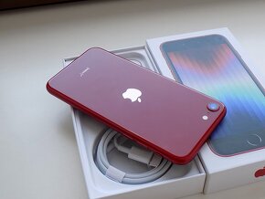 APPLE iPhone SE 2022 64GB Red - ZÁRUKA - TOP STAV - 7