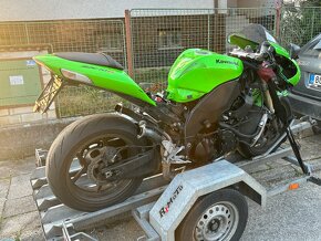 Rozprodam Kawasaki Zx10R Ninja 06-07 na nahradni dily. - 7