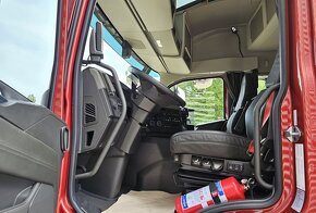 Volvo FM 380 - 6x2 – Skříň + Hč – EURO 6  - 7