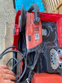 Bruska na beton Hilti DG 150 + měnič Hilti DPC 20 - 7