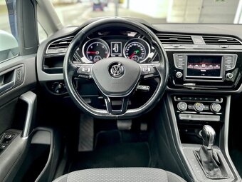 Volkswagen Touran 2017 DSG - 7