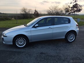 Prodám Alfa Romeo 147 r.v.2007 1.9JTD 88Kw bez koroze - 7