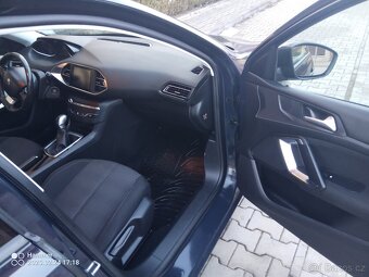 Peugeot 308 2015 1.2 81 kW kombi KOMPLET SERVIS - 7