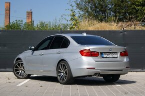 BMW Rad 3 330d A/T - 7