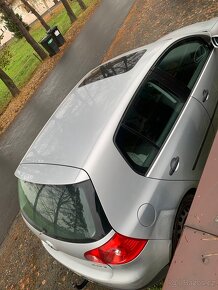 Volkswagen Golf 5 1.6 85kw - 7